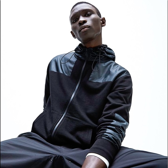 Zara Technical Sweatshirt - Picture 1 of 11